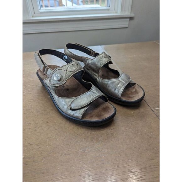 Mephisto Mobils Sandals‎ women's size 40 gold double straps adjustable ankle - Picture 1 of 7